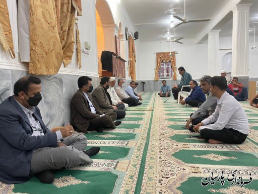حضور مهندس فرهنگ سالمی فرماندار پارسيان در بين نمازگزاران مسجد نبى شهر كوشكنار