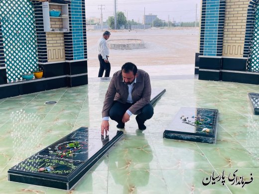 حضور مهندس فرهنگ سالمی فرماندار شهرستان پارسیان در نماز جماعت عید سعید قربان
