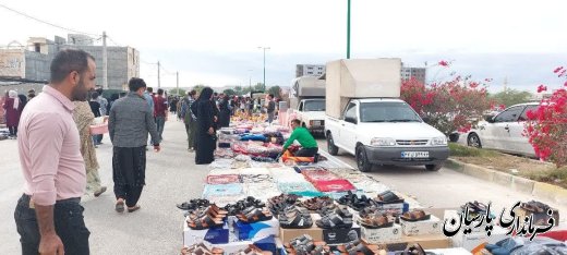 بازديد سرزده فرماندار شهرستان پارسيان از جمعه بازار شهر پارسيان